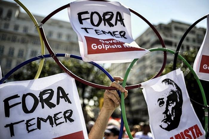 'Fora Temer' e 'Diretas Já' ganham força nas redes sociais durante protesto em Brasília