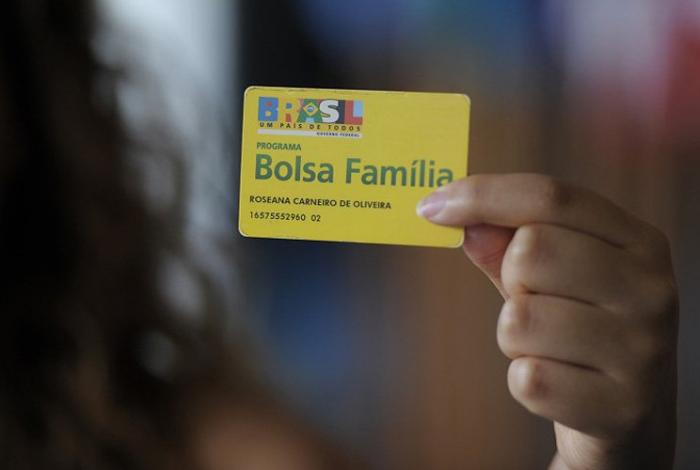 Com dificuldade para cumprir meta fiscal, Temer cancela reajuste do Bolsa Família