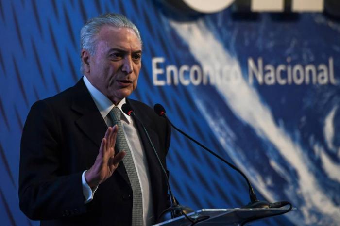 Governo sanciona LDO, e salário mínimo vai a R$ 979 em 2018