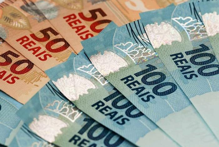 Previsão de salário mínimo para o ano que vem é reduzida de R$ 979 para R$ 969