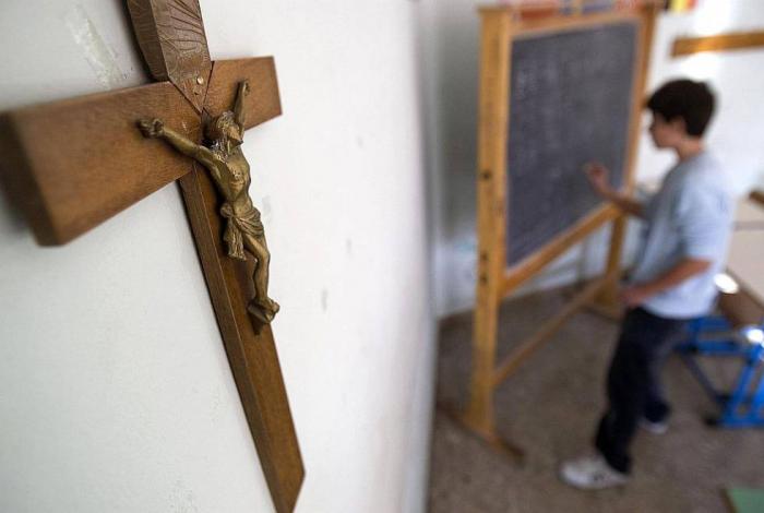 Ensino religioso pode promover religiões específicas, decide STF