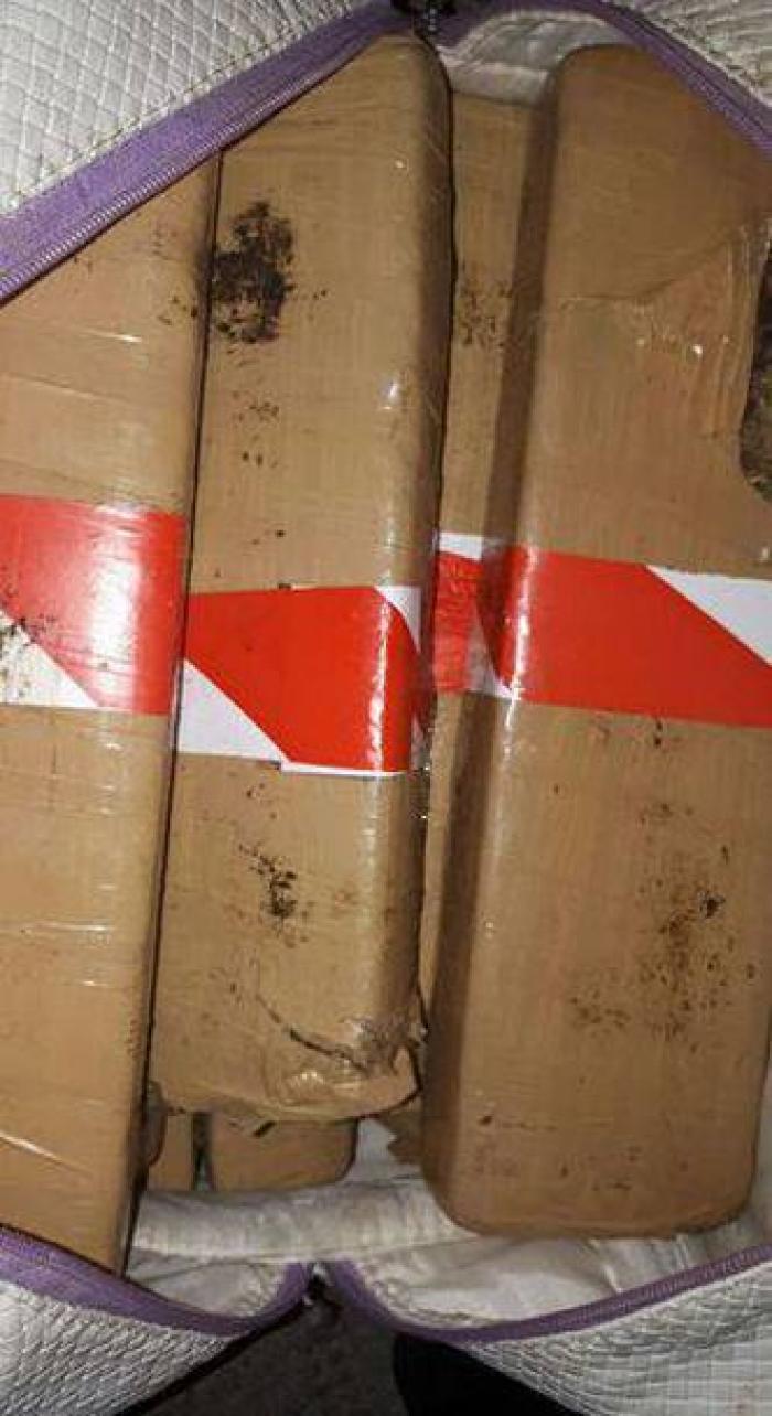 Dois adolescentes são apreendidos com 11 kg de maconha que abasteceria interior de MG