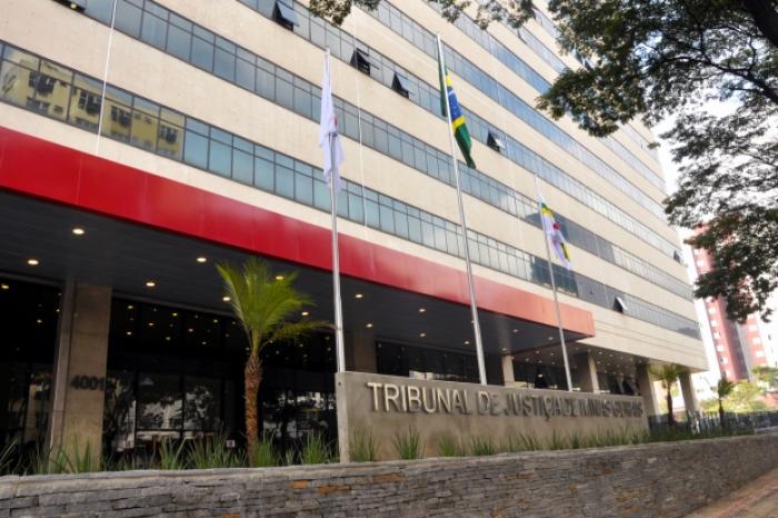 Operação prende 12 pessoas por corrupção de oficiais de Justiça