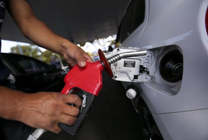 Petrobras anuncia redução de preços da gasolina e diesel nas refinarias a partir desta sexta