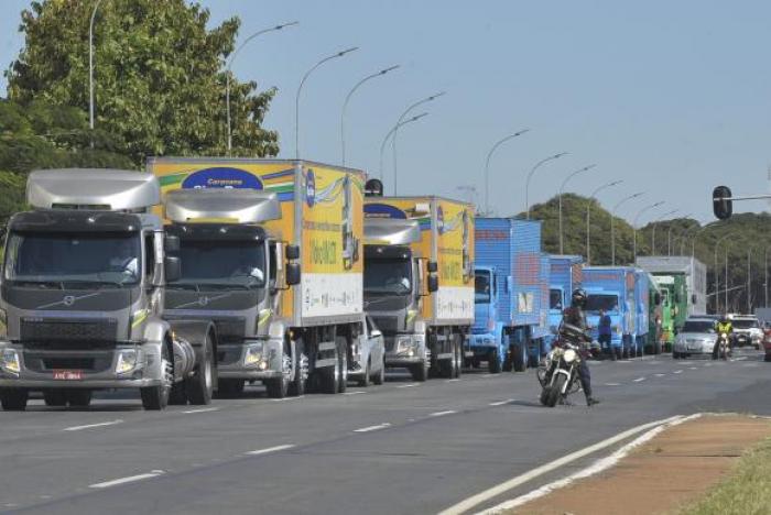 Pesquisa em rodovia aponta 70% de caminhoneiros com problemas de visão