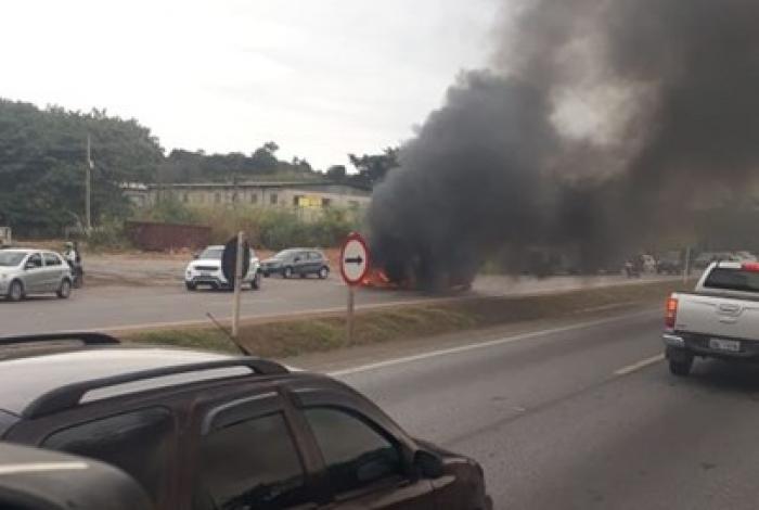 Confira a situação da paralisação dos caminhoneiros na BR-354 em São Gotardo e demais rodovias da região