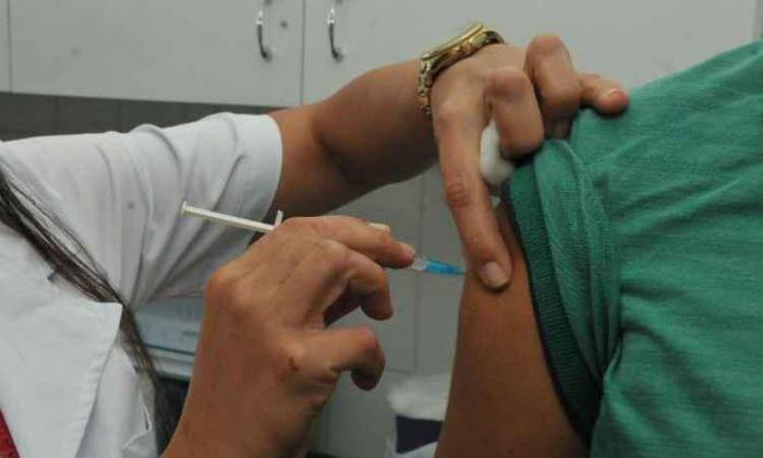 SES confirma febre amarela em moradores vacinados em Minas; vacina é considerada eficaz