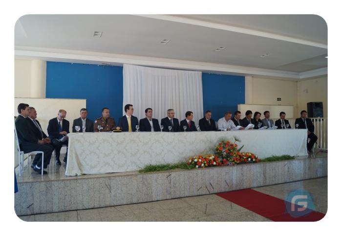 Câmara Municipal de São Gotardo realiza cerimônia comemorativa e concede diversas homenagens