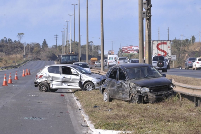 PRF registra 764 acidentes em rodovias federais durante o feriado