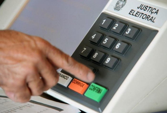Eleitor que não votou no primeiro turno deve ir às urnas no domingo