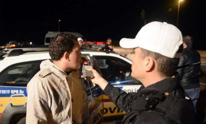 Operação Lei Seca flagra 25 motoristas alcoolizados em Minas Gerais
