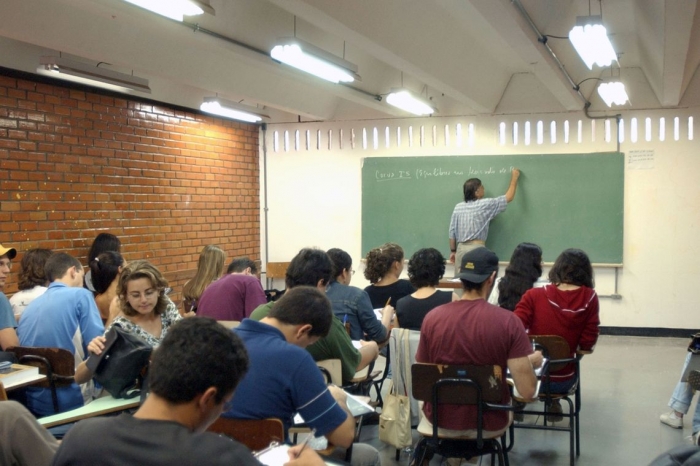  Após Sisu, ministério da Educação adia inscrições do ProUni e do Fies