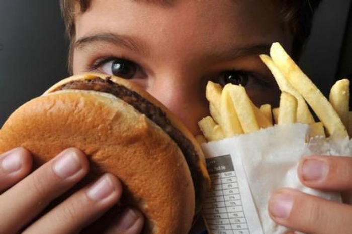 Cuidados com a obesidade infantil e o sedentarismo