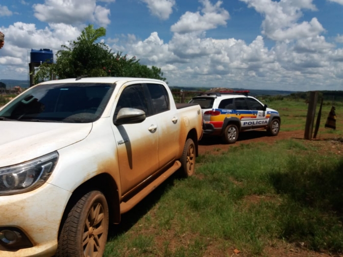 Foragido da Justiça é preso com arma de fogo na zona rural de Campos Altos