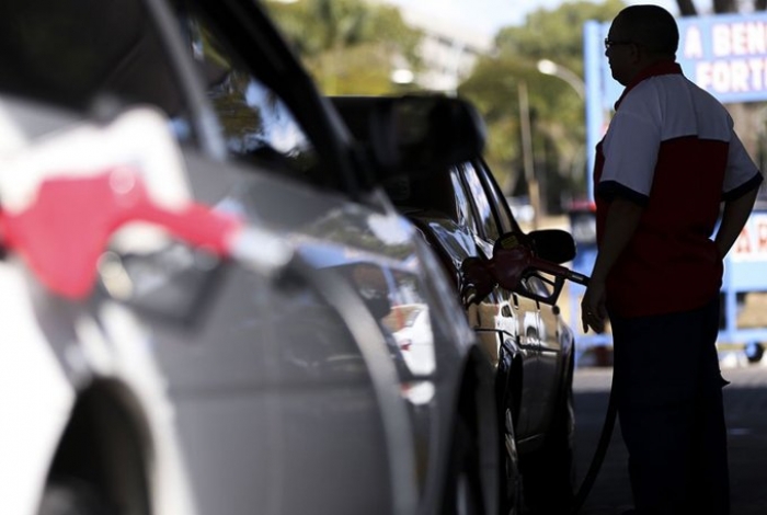 Preço da gasolina nas refinarias dispara e acumula alta de 21% em 2019