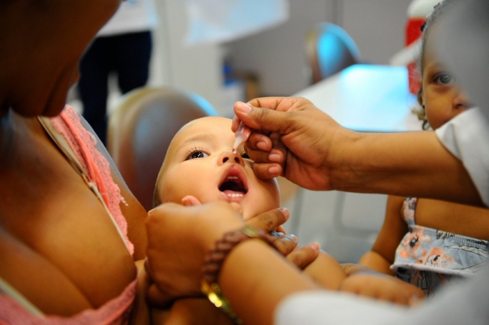 Vacinação e higiene previnem meningite; doença já matou dez pessoas em MG neste ano
