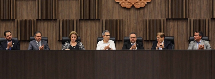 Governo de Minas e municípios firmam acordo de R$ 7 bilhões