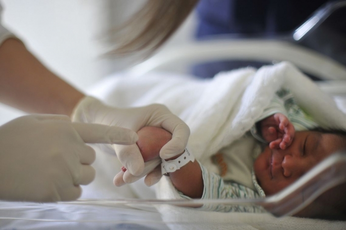 Pediatras pedem fim da obrigatoriedade do Teste da Linguinha