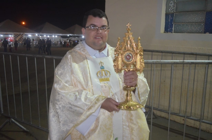 Confira os destaques da noite deste domingo na 152ª Festa de Exaltação a Santa Cruz e VII Festa do Carro de Boi em Guarda dos Ferreiros