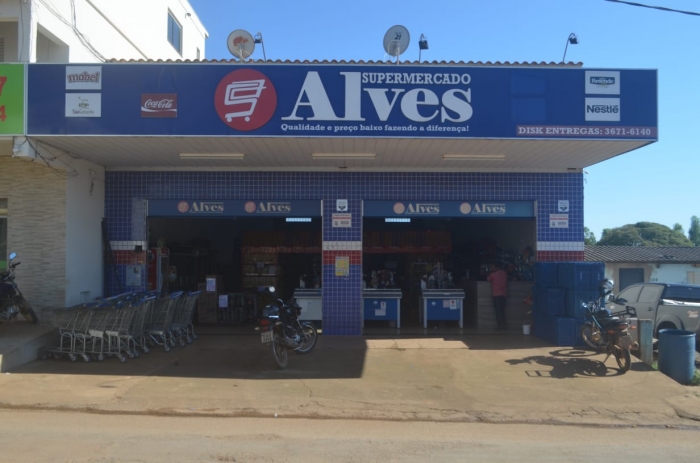 Concorra mais de 12 prêmios na promoção Sua mãe é mais feliz na Alternativa FM, comprando no Supermercado Alves