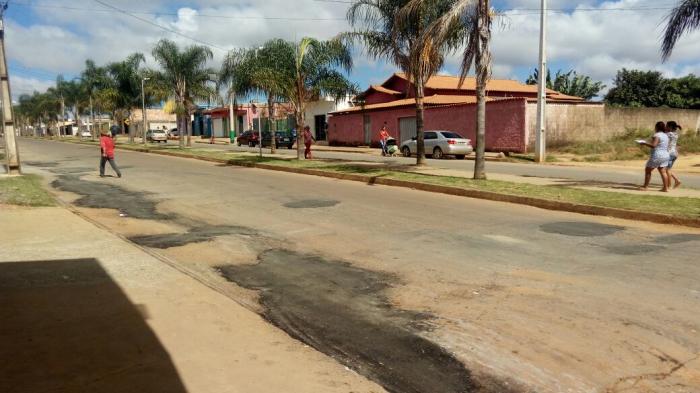Prefeitura de São Gotardo inicia operação tapa-buracos em ruas e avenida de Guarda dos Ferreiros