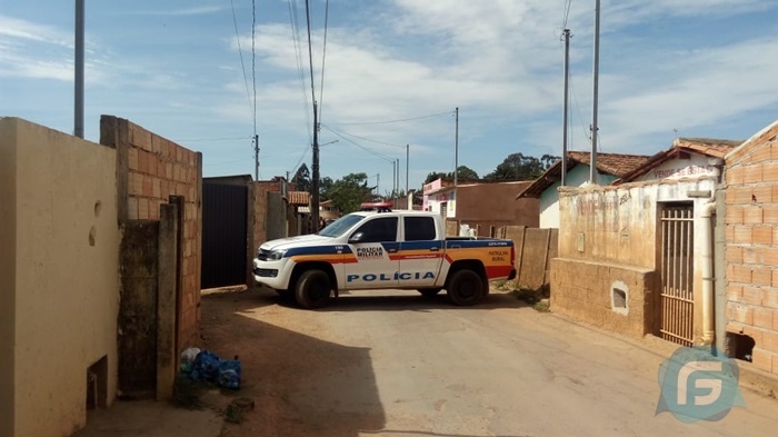 Suspeito de tráfico morre após troca de tiros com a Polícia Militar em Guarda dos Ferreiros