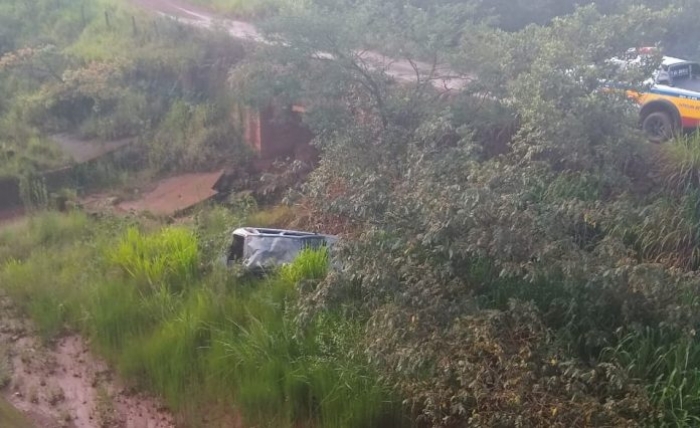 Motorista morre e três pessoas ficam feridas em grave acidente ocorrido em estrada vicinal de São Gotardo