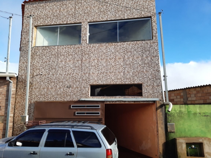 Atenção para uma excelente oportunidade ! Vende-se apartamento em Guarda dos Ferreiros 