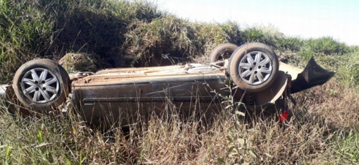 Menor é detido após colidir carro em ciclista na MG-235 em São Gotardo
