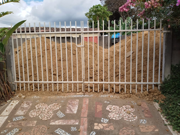 Obra realizada em Guarda dos Ferreiros impede que moradores saiam de casa