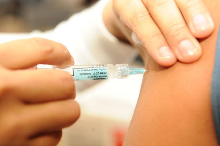Campanha de vacinação contra a gripe começa em abril em Minas Gerais