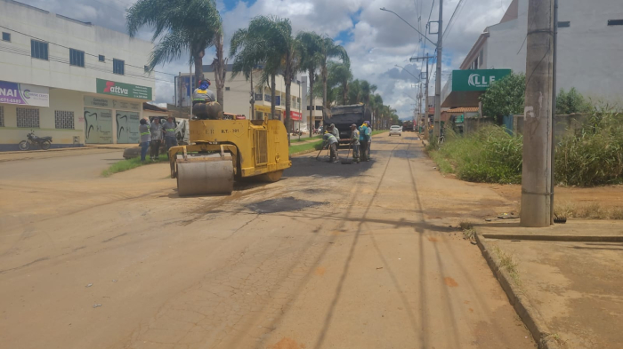 Prefeitura de Rio Paranaíba realiza operação Tapa-Buracos em Guarda dos Ferreiros