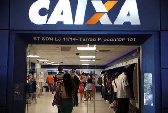 Saques do FGTS podem ajudar retomada do comércio, aponta federação